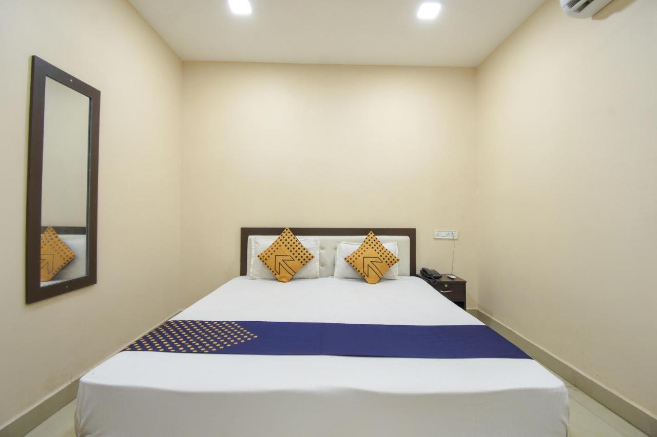 Spot On Harihar Hotel Jamshedpur Buitenkant foto