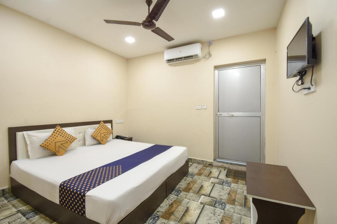 Spot On Harihar Hotel Jamshedpur Buitenkant foto